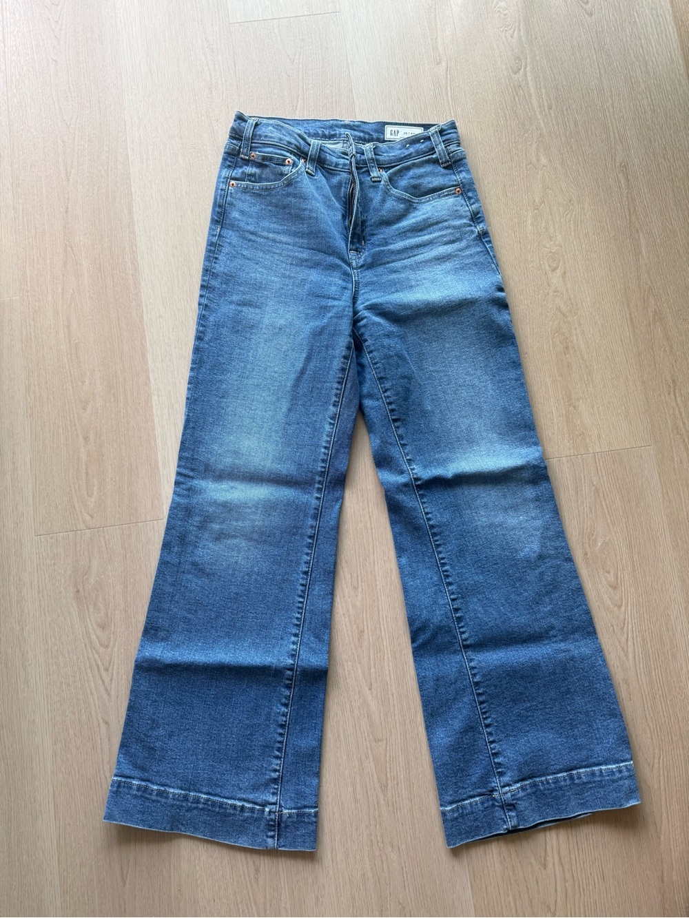 GAP Women's High Rise Relaxed Flare Jeans